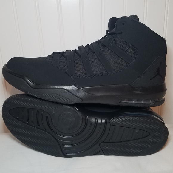 Jordan Other - Nike Jordan Max Aura Triple Black